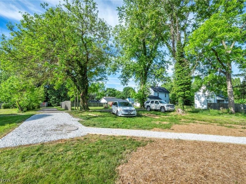 1319 Walnut Road SE, Massillon, OH 44646 Photo 37