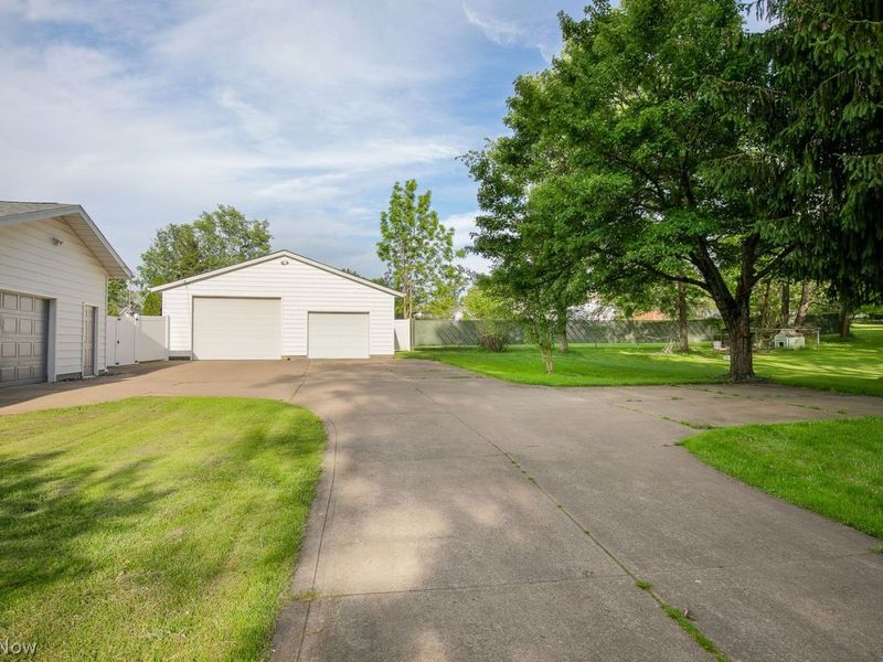 664 Scott Place NW, Massillon, OH 44647 Photo 5