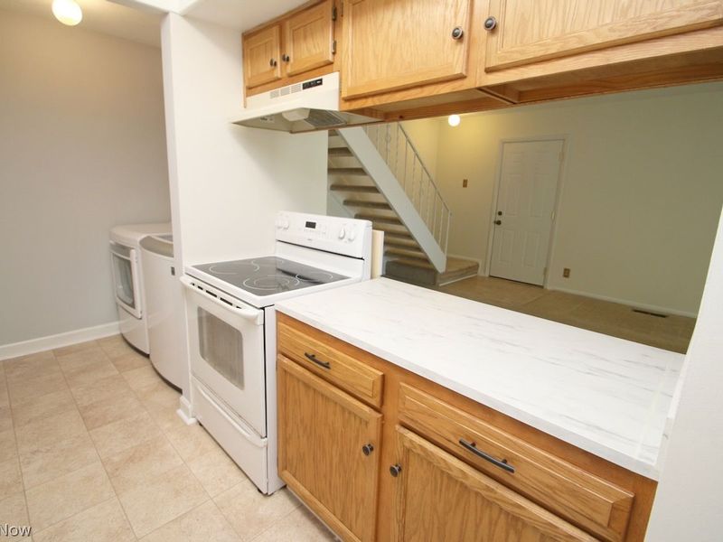 8003 Carriage Circle , Unit D, Mentor, OH 44060 Photo 11