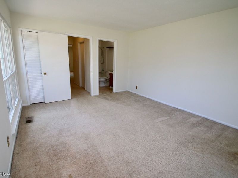 8003 Carriage Circle , Unit D, Mentor, OH 44060 Photo 16
