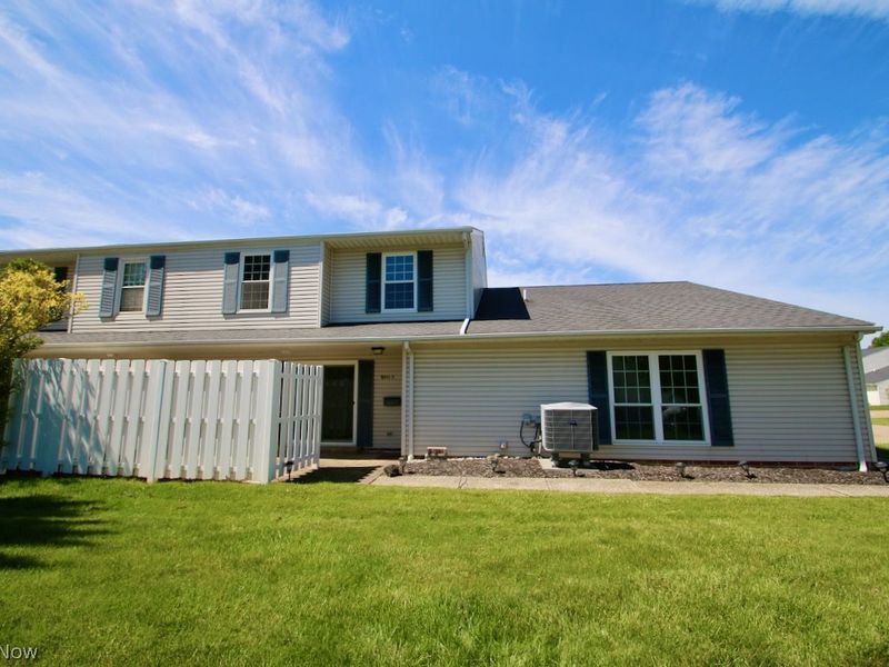 8003 Carriage Circle , Unit D, Mentor, OH 44060 Photo 24
