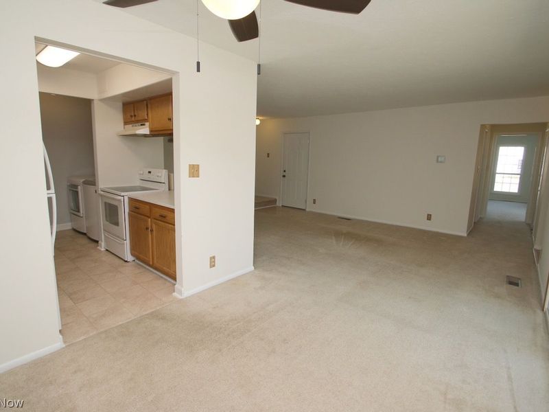 8003 Carriage Circle , Unit D, Mentor, OH 44060 Photo 8