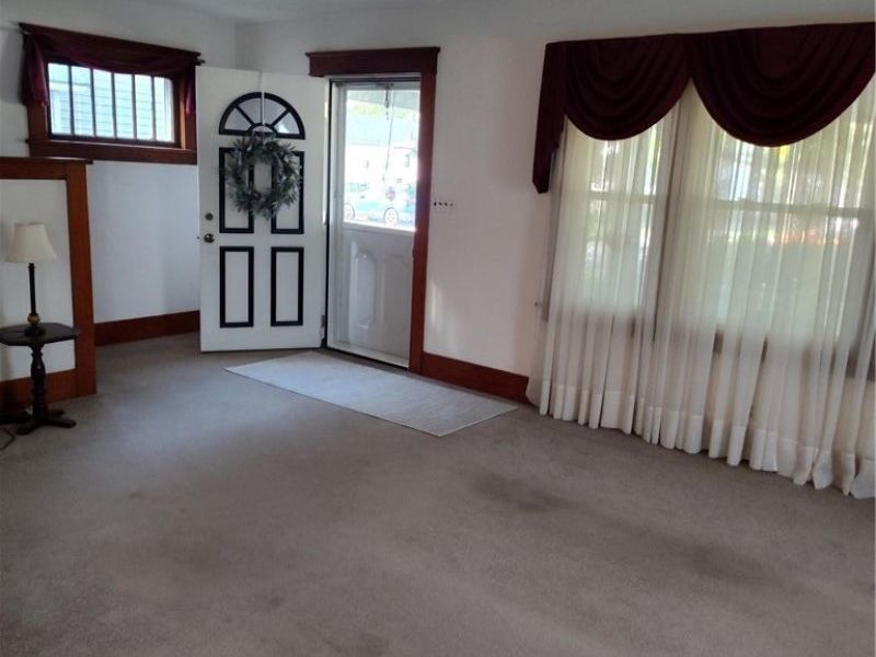 348 Georgia Avenue , Lorain, OH 44052 Photo 7