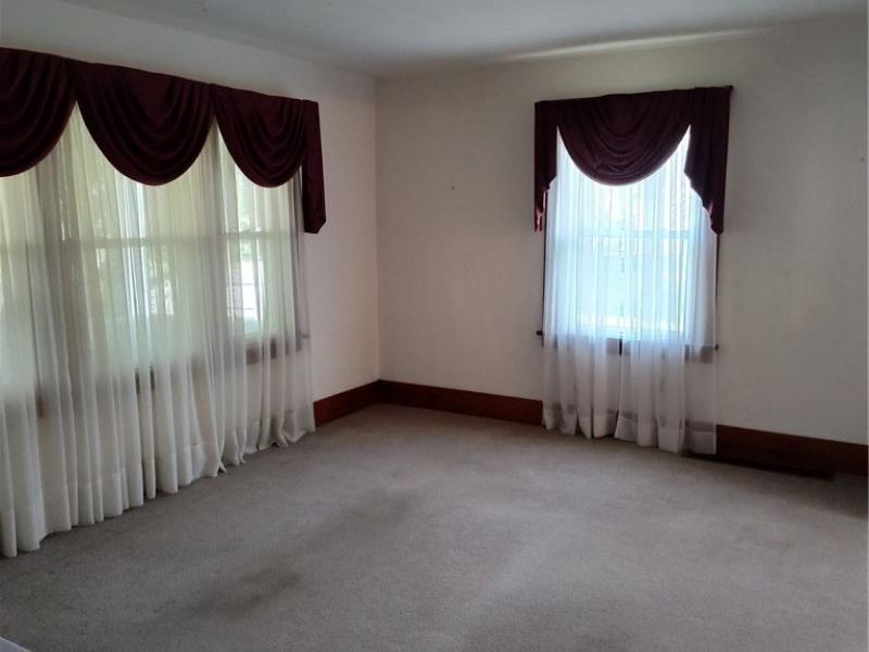 348 Georgia Avenue , Lorain, OH 44052 Photo 8