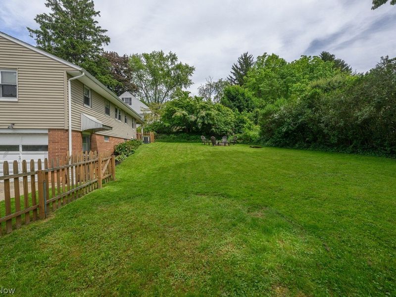 2310 38th Street NW, Canton, OH 44709 Photo 16