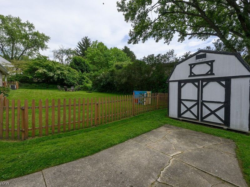 2310 38th Street NW, Canton, OH 44709 Photo 17
