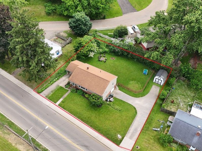 2310 38th Street NW, Canton, OH 44709 Photo 2