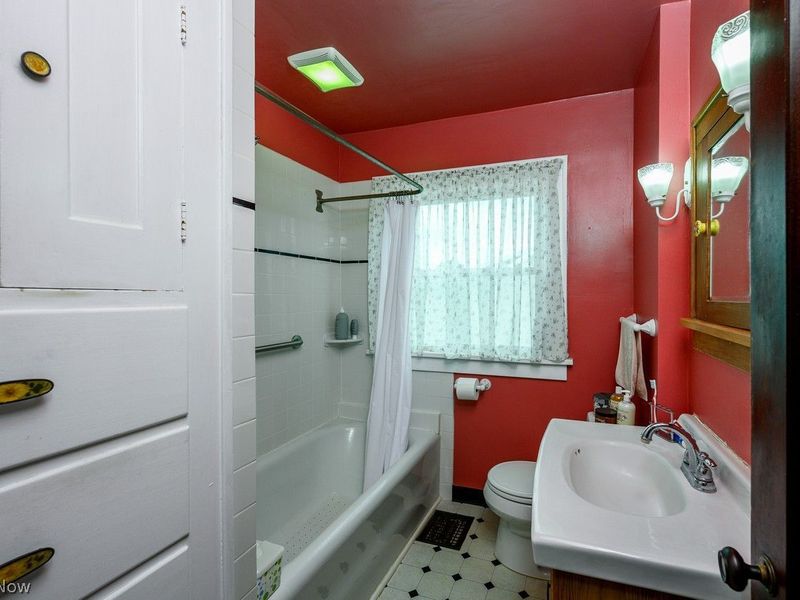Canton, OH 44703 Photo 18