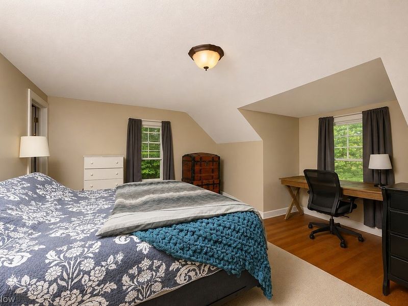211 Woodrow Street NW, North Canton, OH 44720 Photo 11