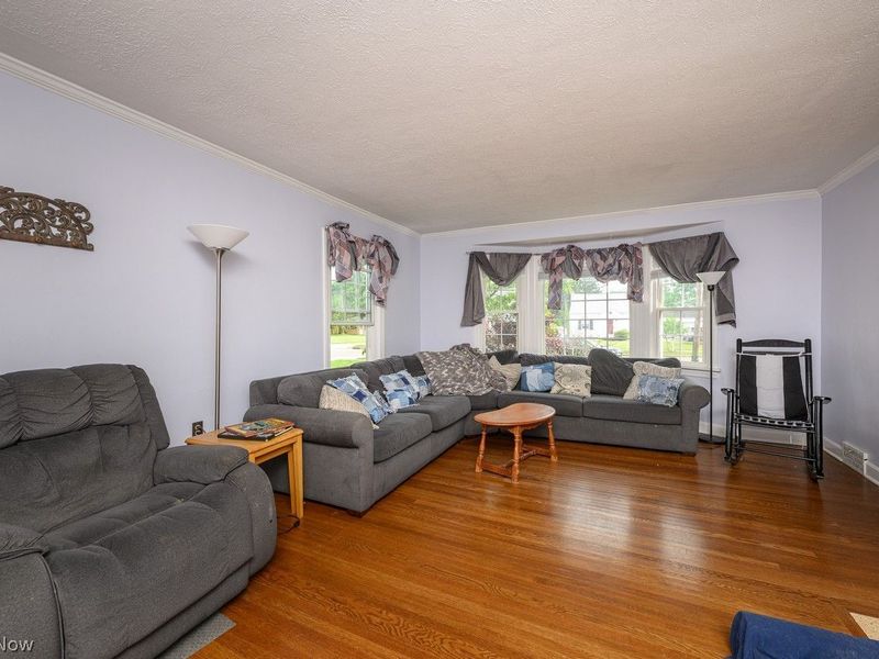 211 Woodrow Street NW, North Canton, OH 44720 Photo 3