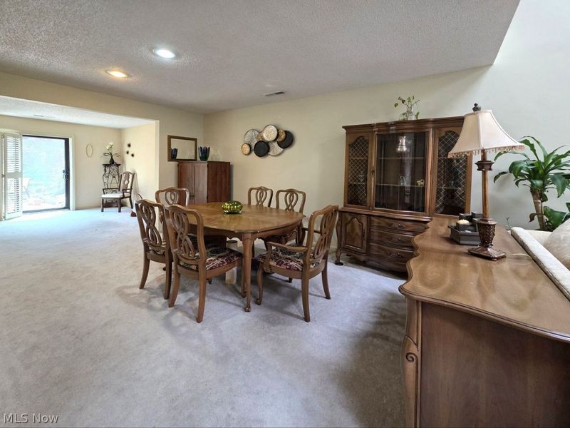 1937 Brookwood Drive , Akron, OH 44313 Photo 7