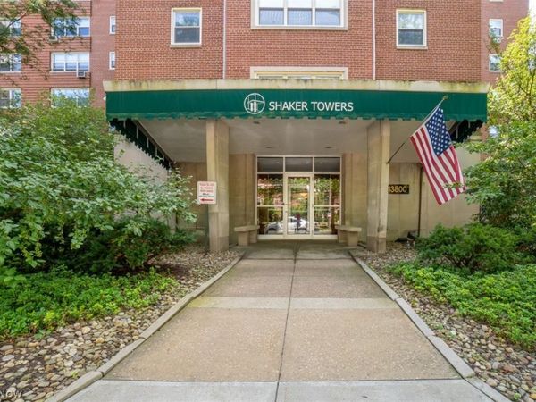 13800 Shaker Boulevard, Unit 208, Cleveland, OH 44120