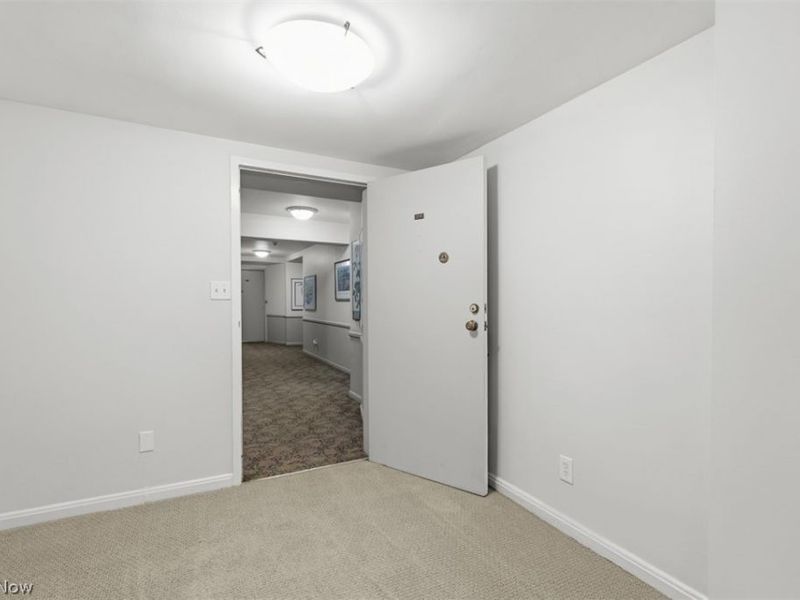 13800 Shaker Boulevard, Unit 208, Cleveland, OH 44120 Photo 4