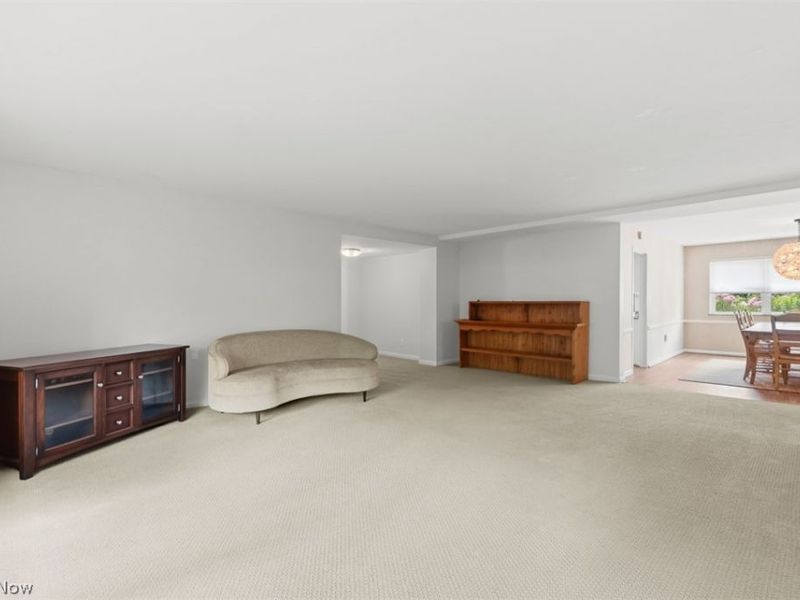 13800 Shaker Boulevard, Unit 208, Cleveland, OH 44120 Photo 8