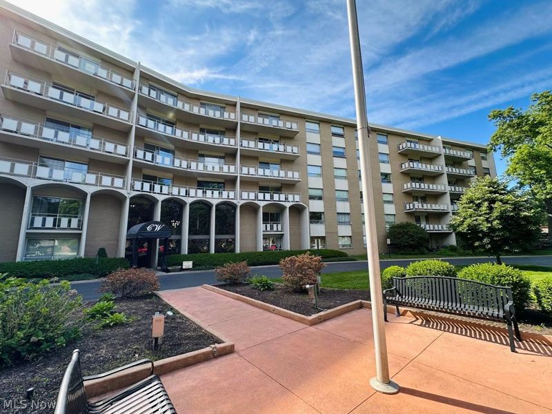 3400 Wooster Road , Unit 502, Rocky River, OH 44116 Photo 2