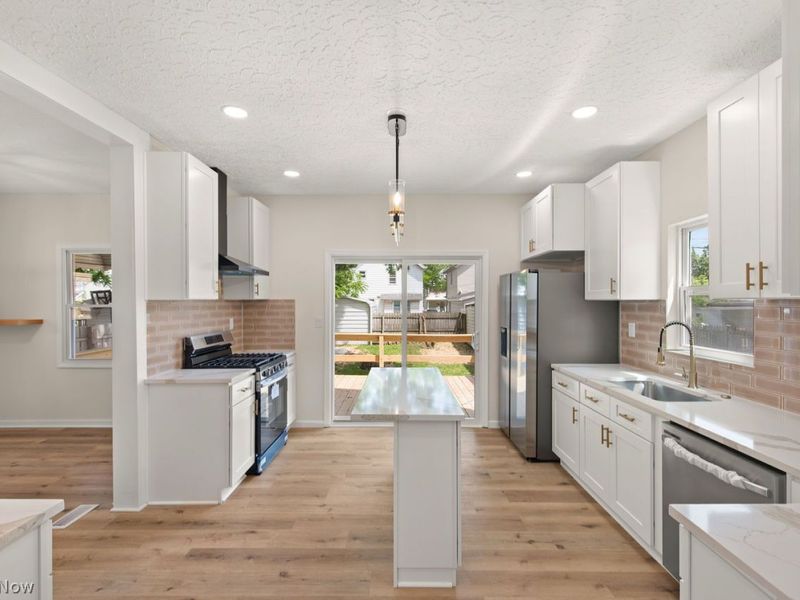 3525 W 129th Street , Cleveland, OH 44111 Photo 9