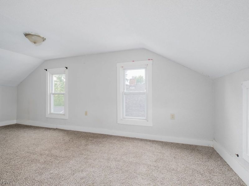 1533 Wayne Avenue NE, Canton, OH 44705 Photo 5