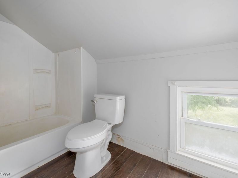 1533 Wayne Avenue NE, Canton, OH 44705 Photo 9