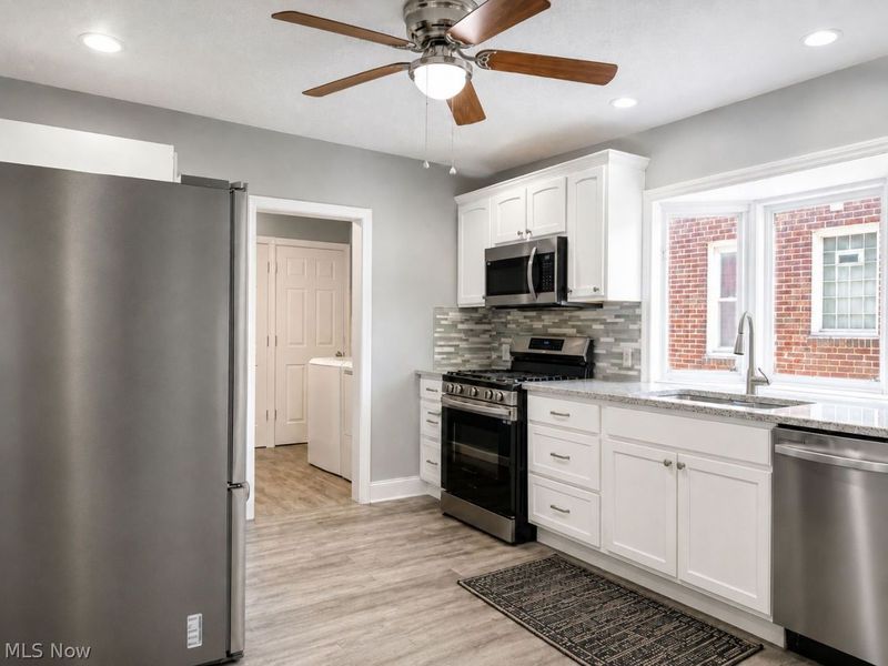 4172 Ridgeview Road , Cleveland, OH 44144 Photo 7