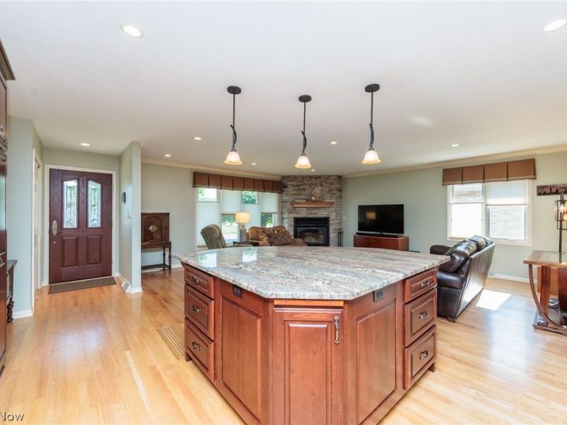 9711 Idlewood Drive , Cleveland, OH 44144 Photo 15