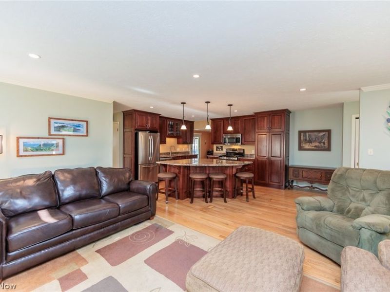 9711 Idlewood Drive , Cleveland, OH 44144 Photo 9