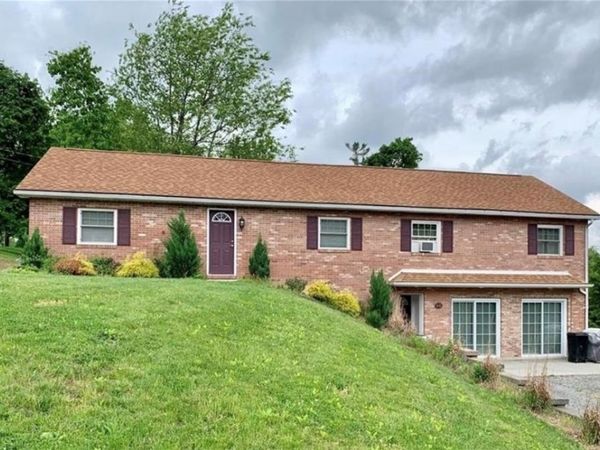 99 Mackall Drive , Beaver, PA 15009