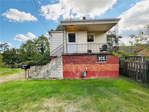 115 1/2 7th Ave , Carnegie, PA 15106