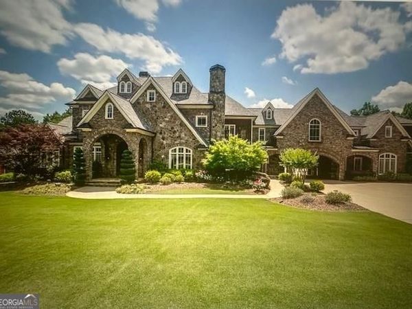 5779 Legends Club Circle, Braselton, GA 30517
