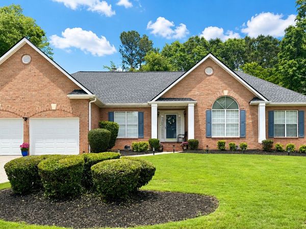 115 Heathdale Court, Fayetteville, GA 30214