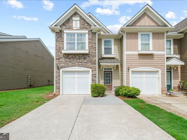 2052 Lakeshore Overlook Drive NW, Kennesaw, GA 30152