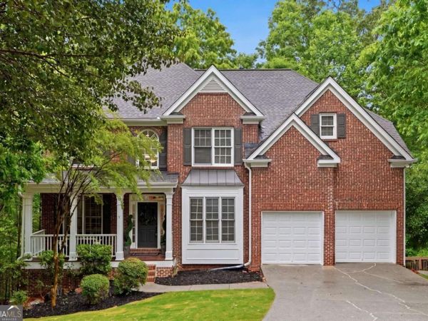 682 Montglade Court, Suwanee, GA 30024