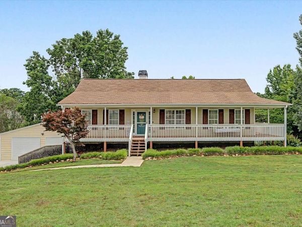 124 Chrissy Dr, Temple, GA 30179