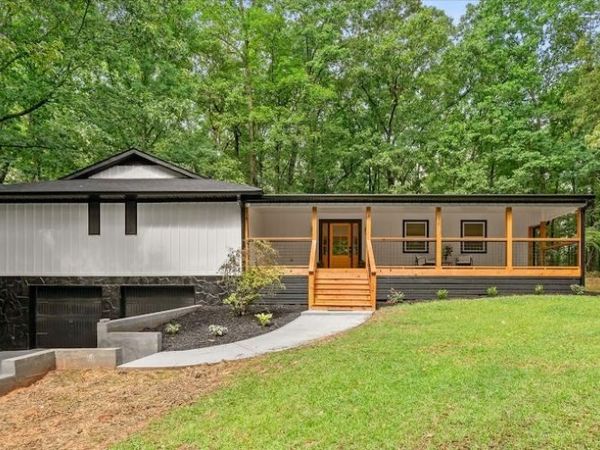 2513 N Carroll Court, Villa Rica, GA 30180