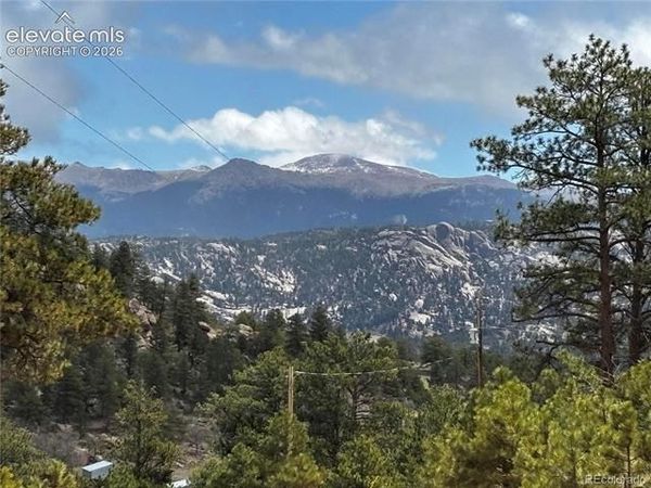 210 Crescent Drive, Florissant, CO 80816