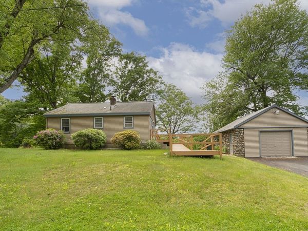 17 Shirley Rd, Shrewsbury, MA 01545