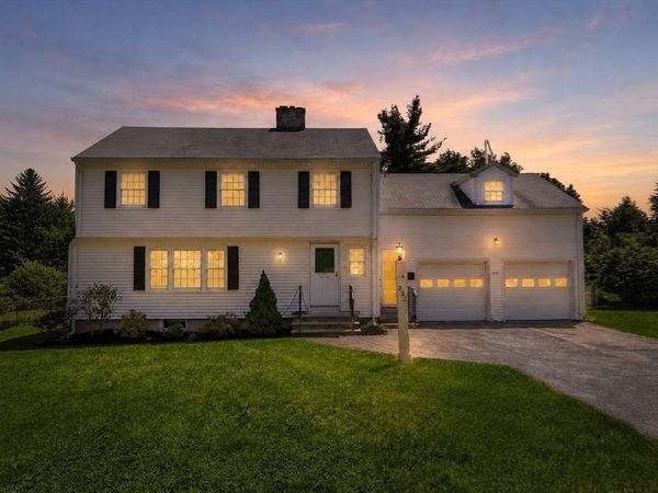 232 Grove St, Paxton, MA 01612