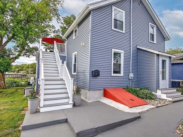 441 Ocean Grove Ave, Swansea, MA 02777