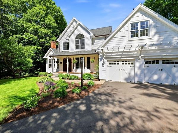 102 Oakridge Drive, Belchertown, MA 01007