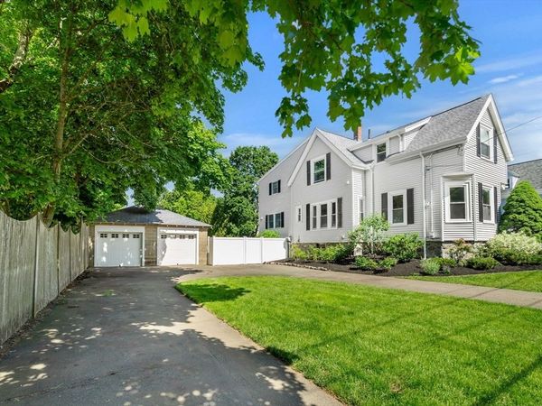 2 Swains Pond Ave, Melrose, MA 02176