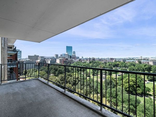 151 Tremont St, Unit 17J, Boston, MA 02111