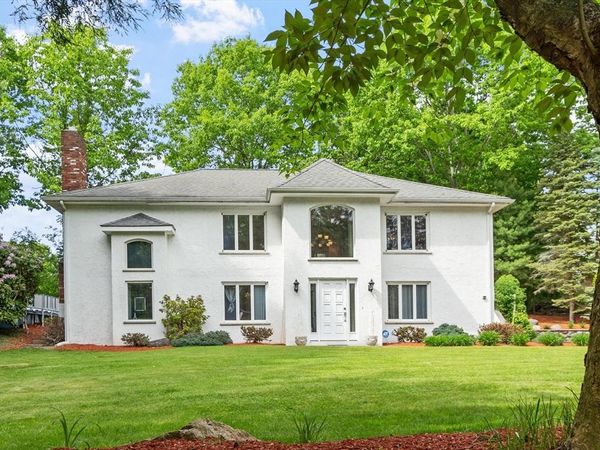 81 Goodale St, Peabody, MA 01960
