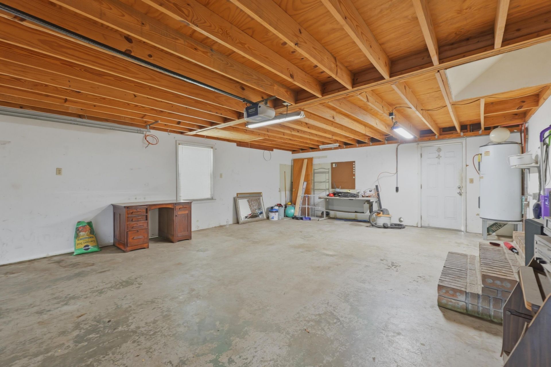 102 Washington Drive Photo 16