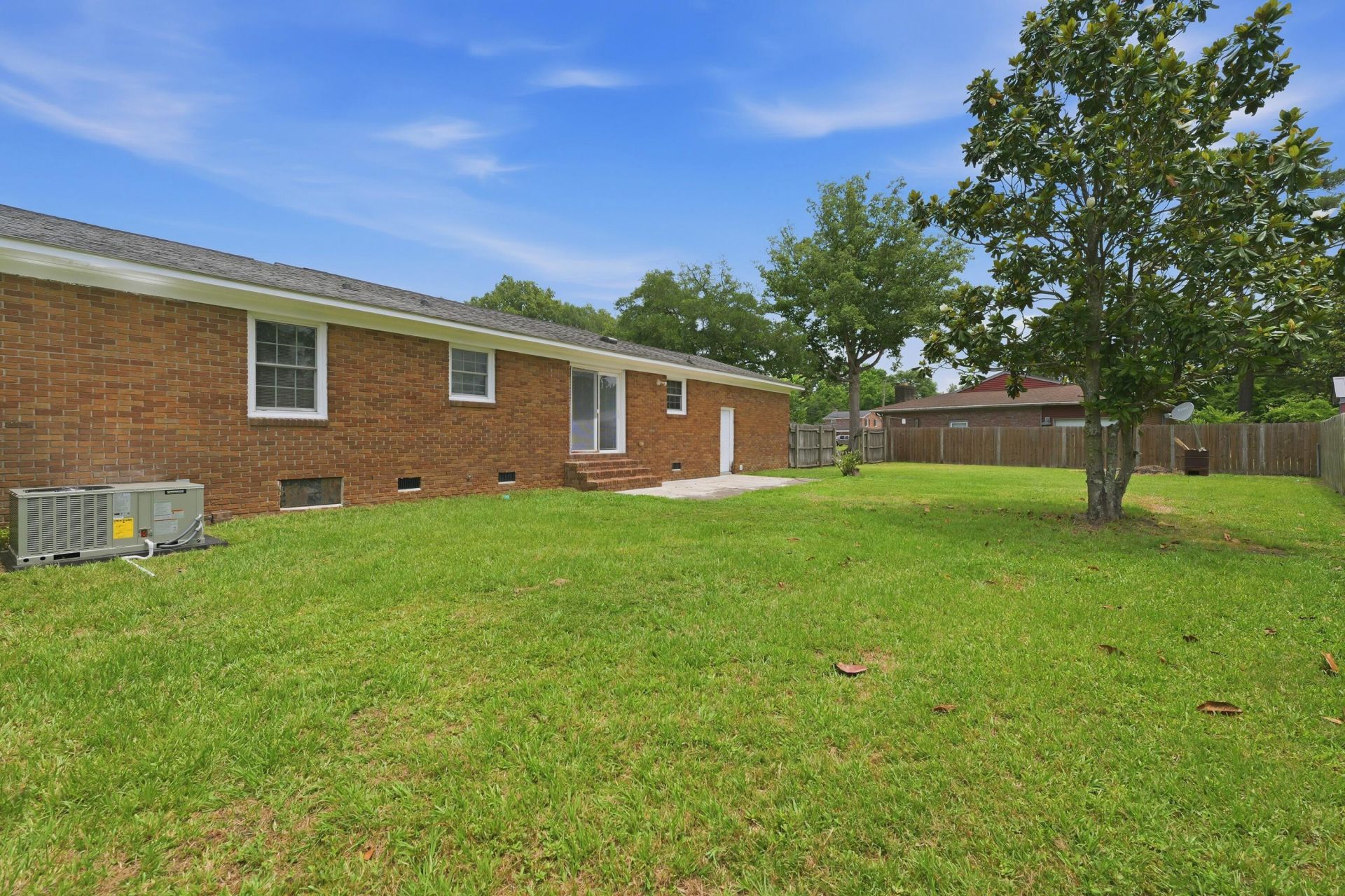 102 Washington Drive Photo 20