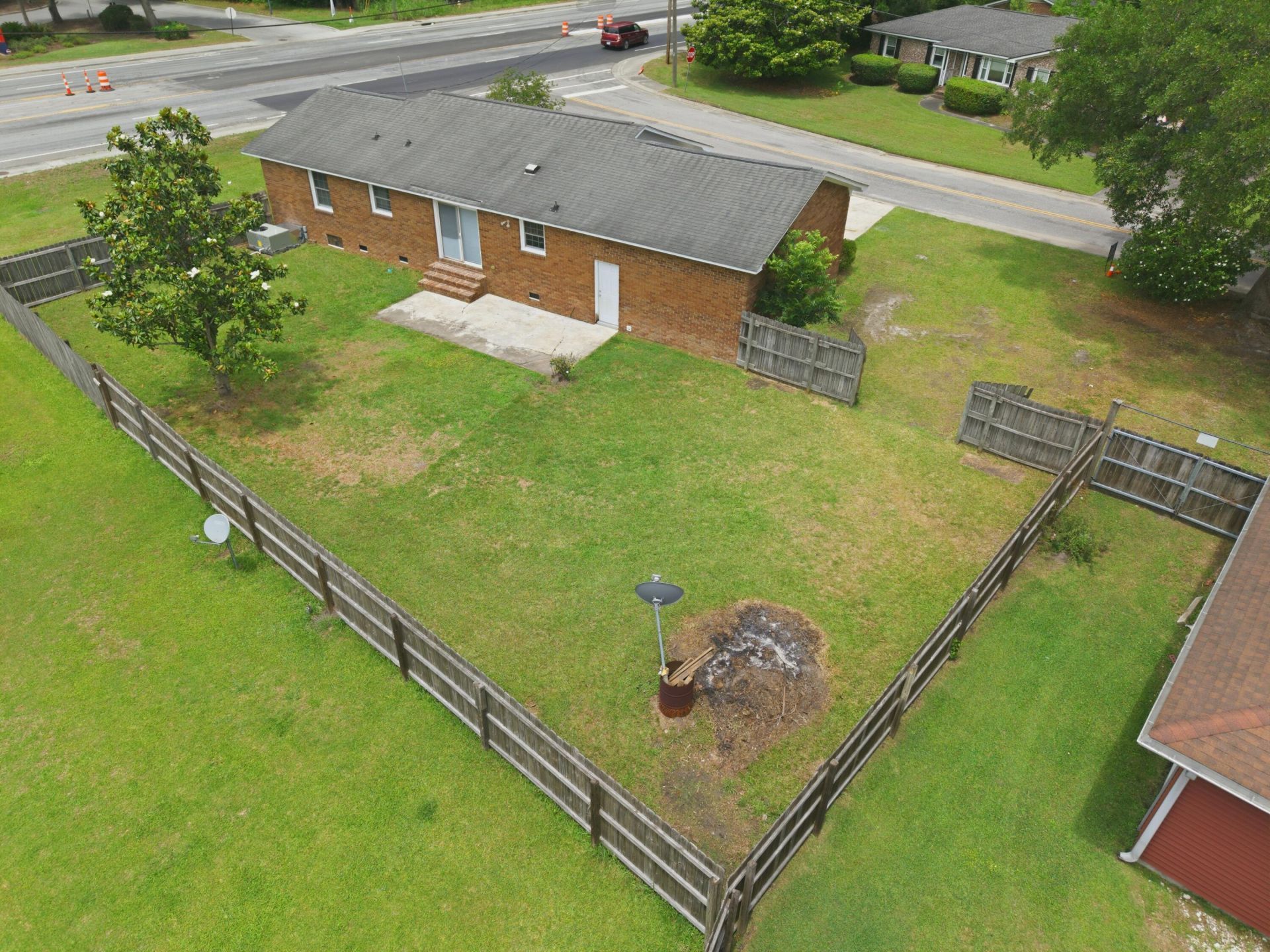 102 Washington Drive Photo 22