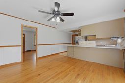102 Washington Drive photo 4