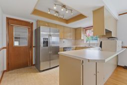 102 Washington Drive photo 4