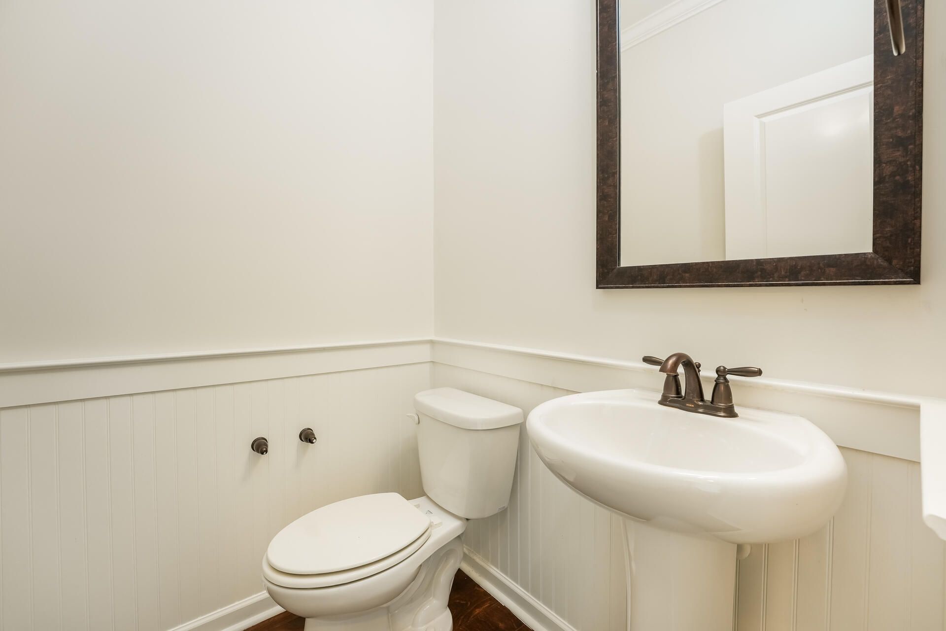 319 Whispering Breeze Lane Photo 18