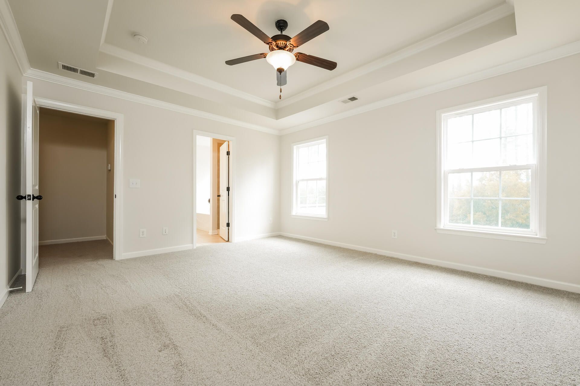 319 Whispering Breeze Lane Photo 4