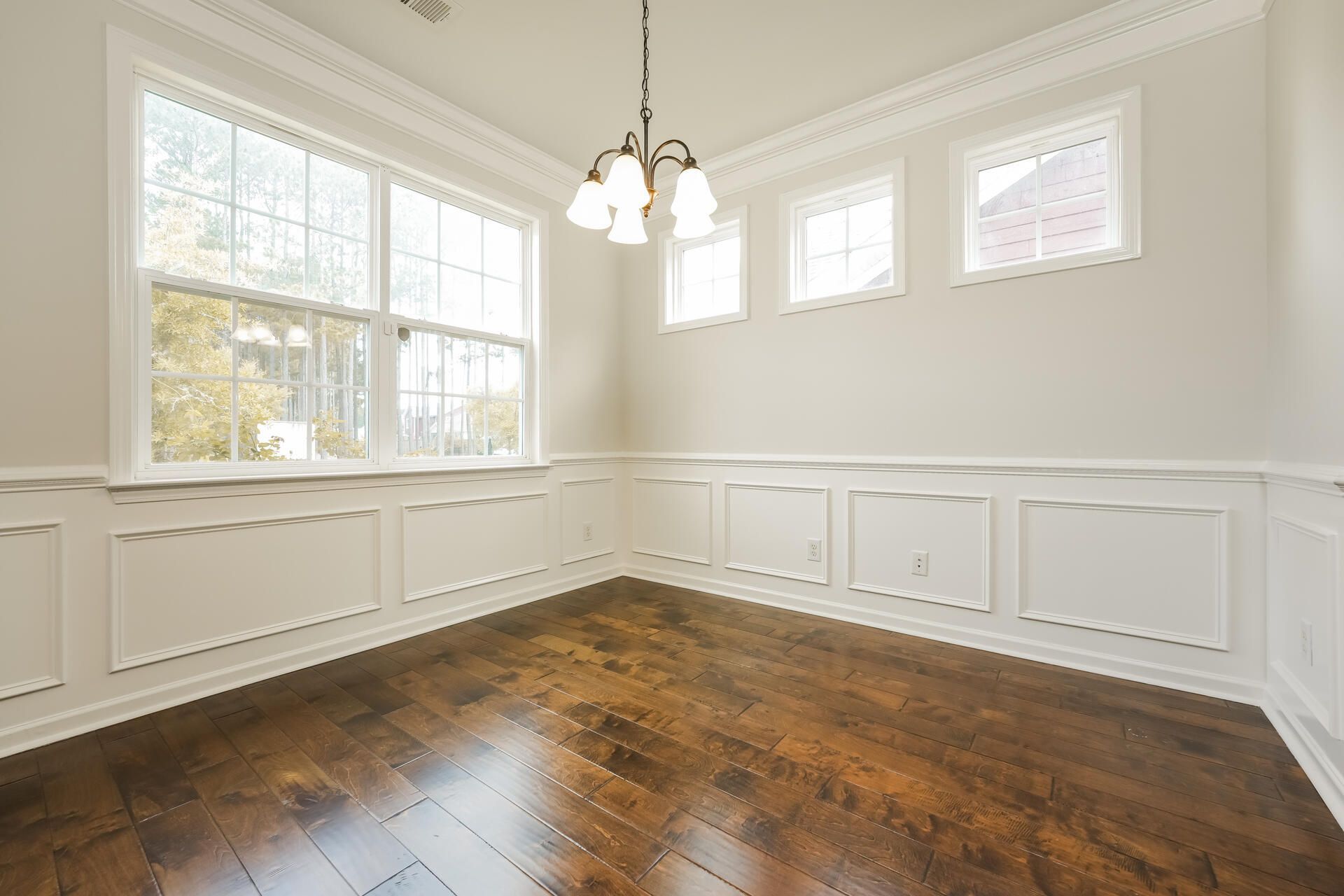 319 Whispering Breeze Lane Photo 8