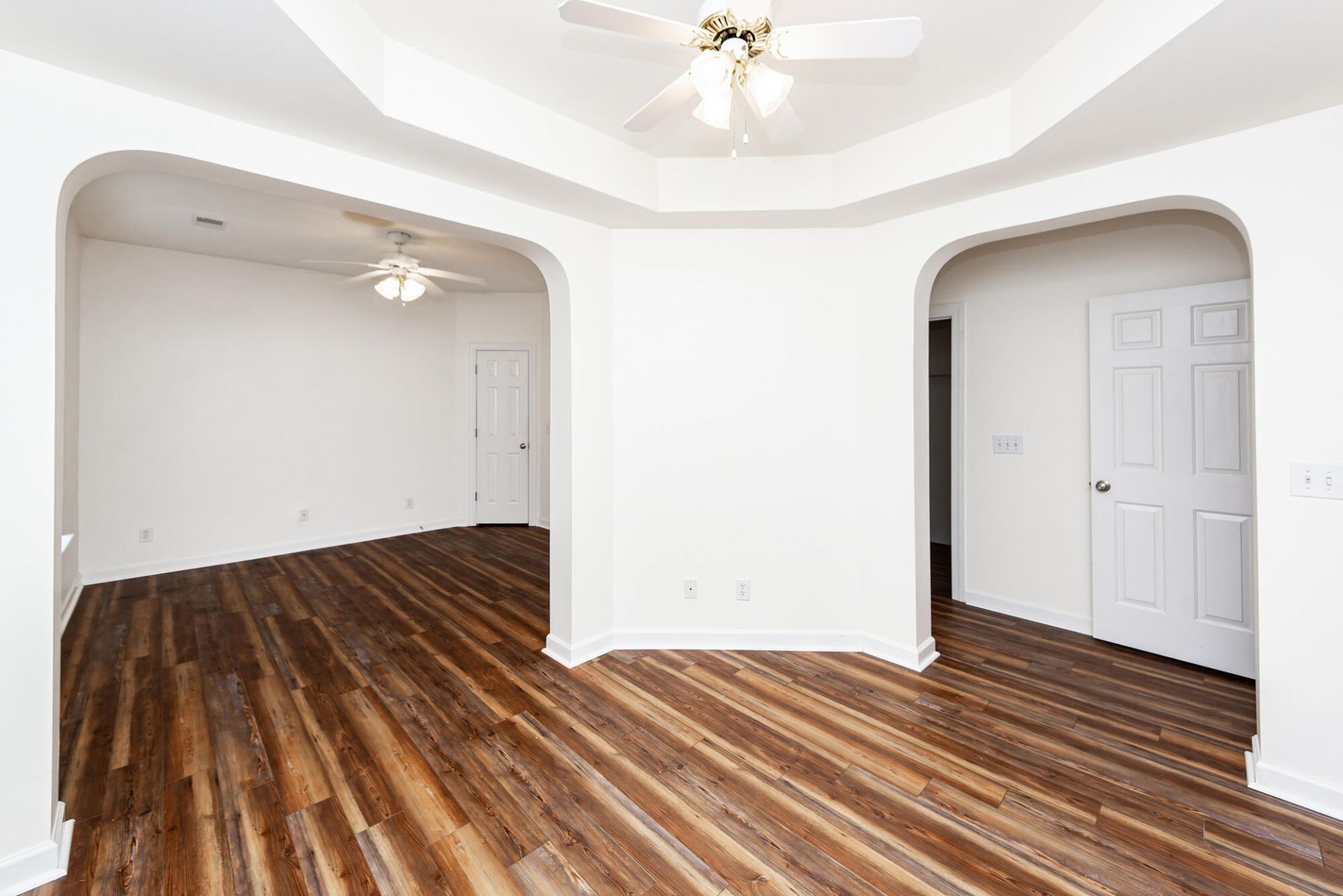 301 Pickering Lane Photo 27